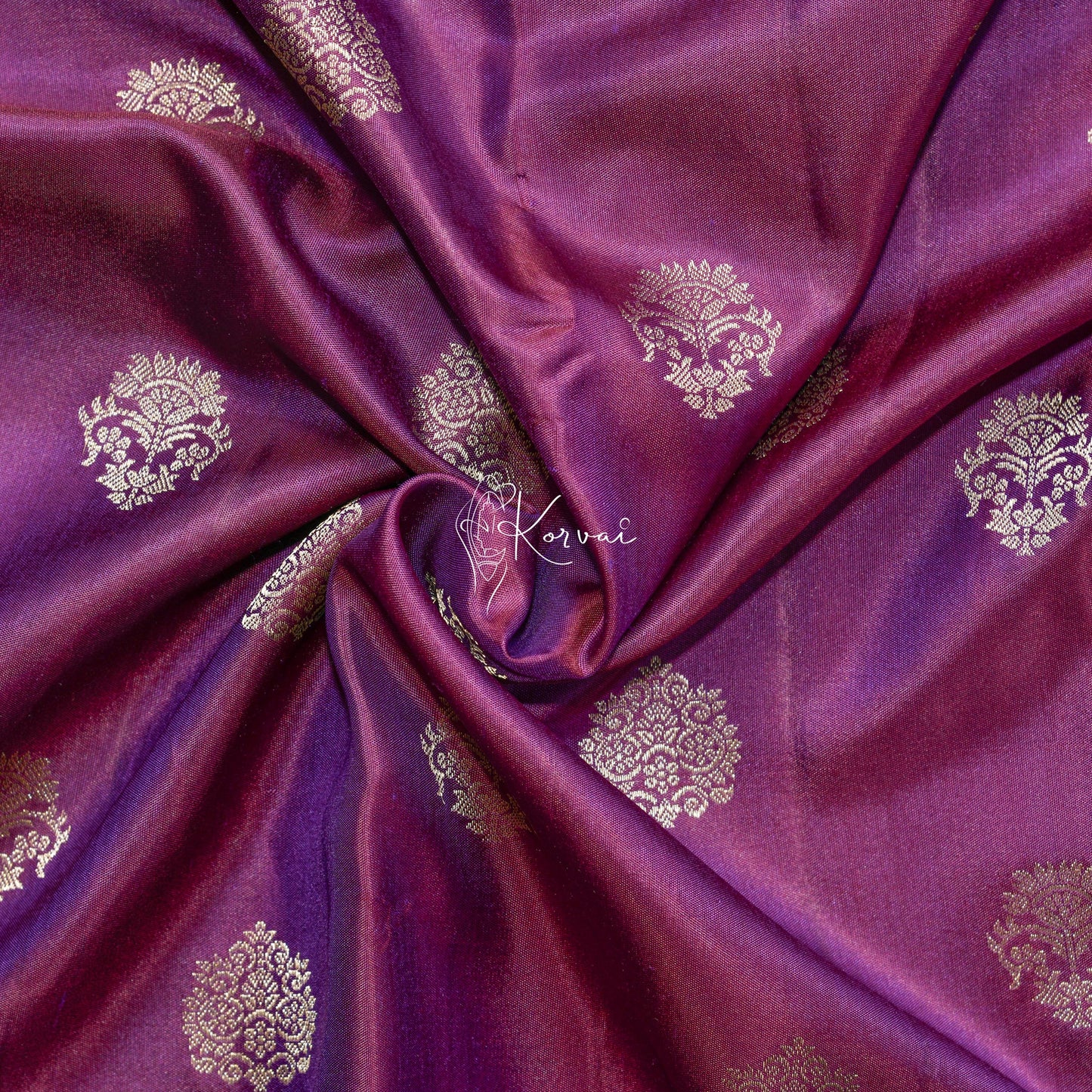 Closer view of the body with flower motifs.