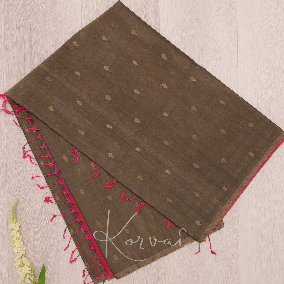 Pavalasirppi Semi Silk Saree