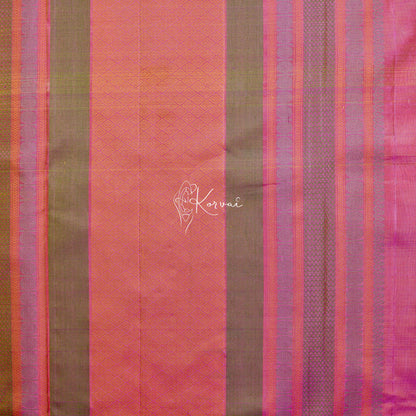 Closer view of the pallu with intricate threadwork in pink and green.